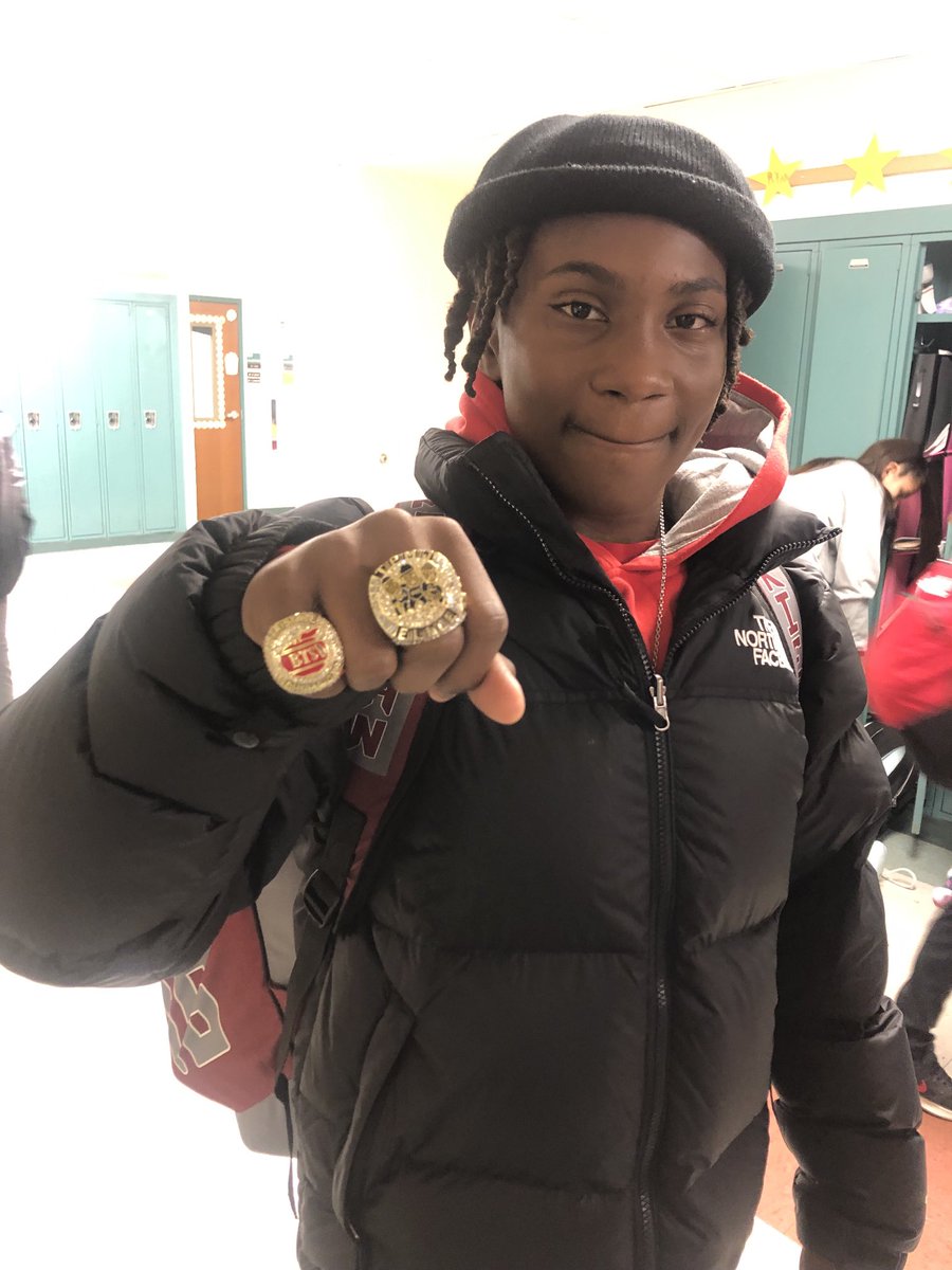 Eileen Hoff tweet media