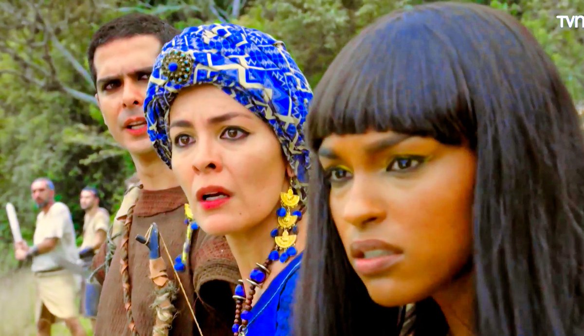 NebahatArg's tweet photo. Espera Ismael, di a los siervos que bajen las armas. Deja de hacerte el héroe, es una comitiva de Egipto.

Voy a ver que quiere mi pueblo.
Haz lo que te mandé.

GRACIAS ADRIANA POR SARA #Genesis https://t.co/oKAAolFp2B