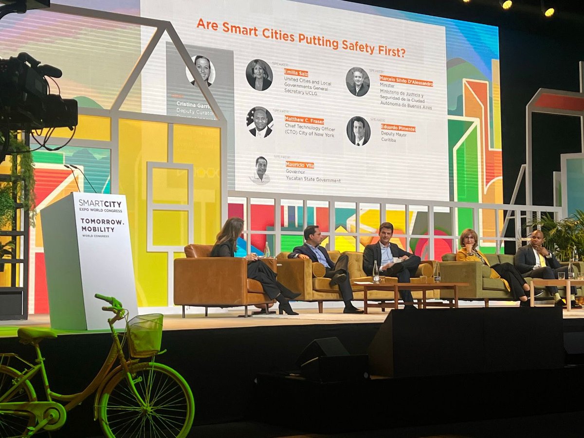 En la actualidad las ciudades deben considerar estrategias transversales e integrales para alcanzar la equidad social, ser cada vez más proactivos y #resilientes con mejor calidad de vida. #CiudadesInteligentes #SmartCity #SCEWC22 @SmartCityexpo #TerritoriosdePaz #Barcelona