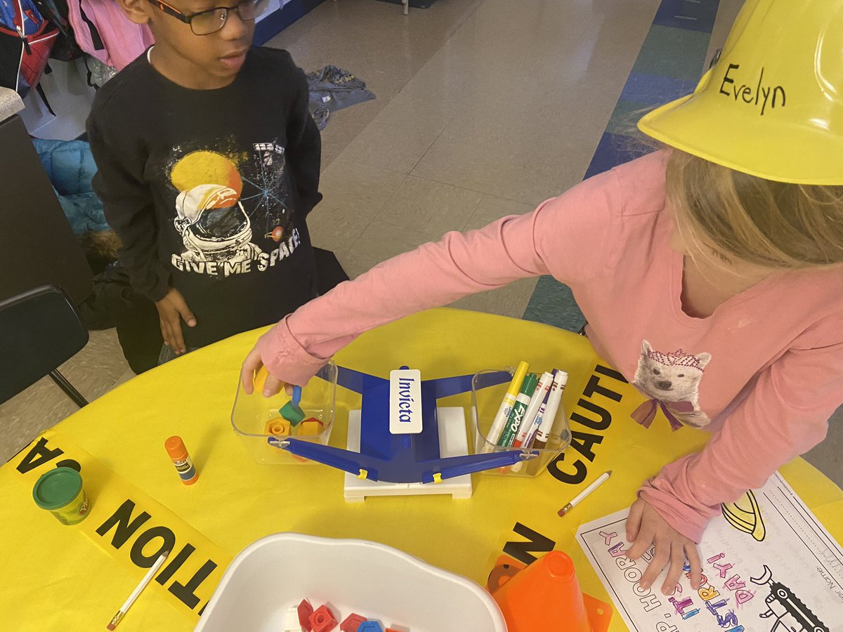 sidneytimbs's tweet photo. Our class had so much fun today for Construction Day! We put all our skills to the test as builders and problem solvers! https://t.co/0f9ZrdQN3O