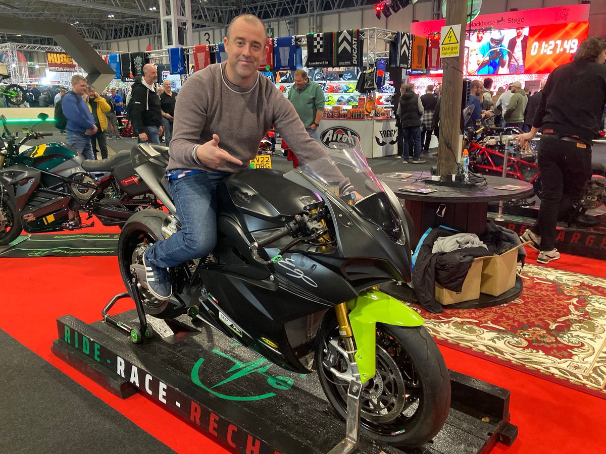 Nice surprise to see my old electric TT bike at @motorcyclelive today. @EnergicaMotor @ttracesofficial thanks Dan MCN