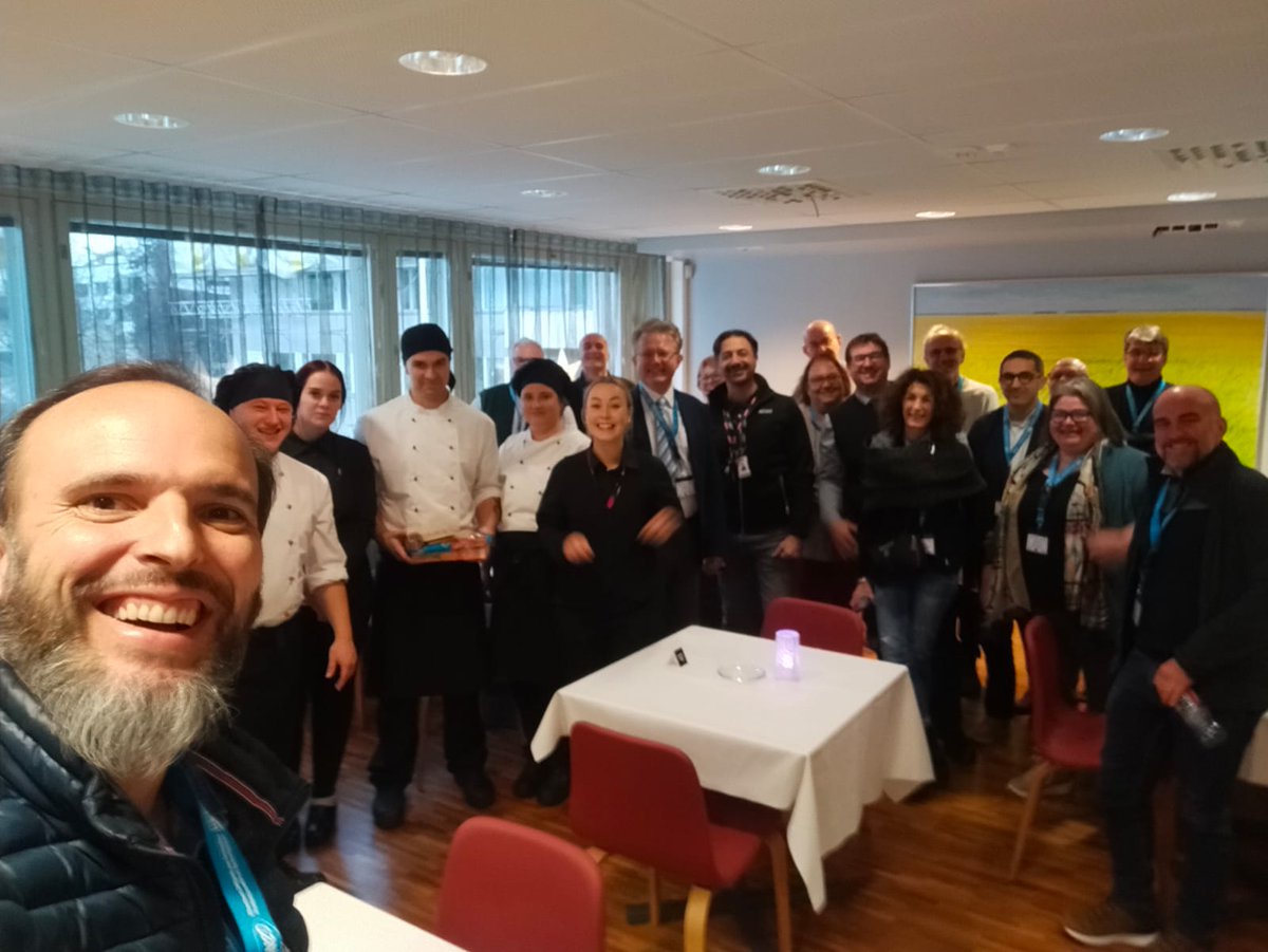 Prise de contact avec le système éducatif finlandais 🇫🇮 pour la première journée d'un échange #ErasmusPlus porté par le #sn2d à joensuu en Carélie du Nord.
Hyvästi !
<a href="/LpoLouiseMichel/">LPO Louise_Michel</a> <a href="/ac_normandie/">Académie de Normandie</a>