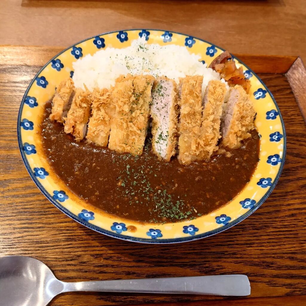 curryaround515's tweet photo. 館林市【城町食堂】 カツカレー

#館林 #館林カレー #館林ランチ #館林グルメ #城町食堂 #カツカレー #平成30年創業 #館林市役所敷地内 #tatebayashi #gunma #curry #shiromachi #shiromachishokudo #くわちゃんねる #curryaround #カレー好きな人と繋がりたい #立川キウイ #u字工事 https://t.co/f0O9Yg6VN4