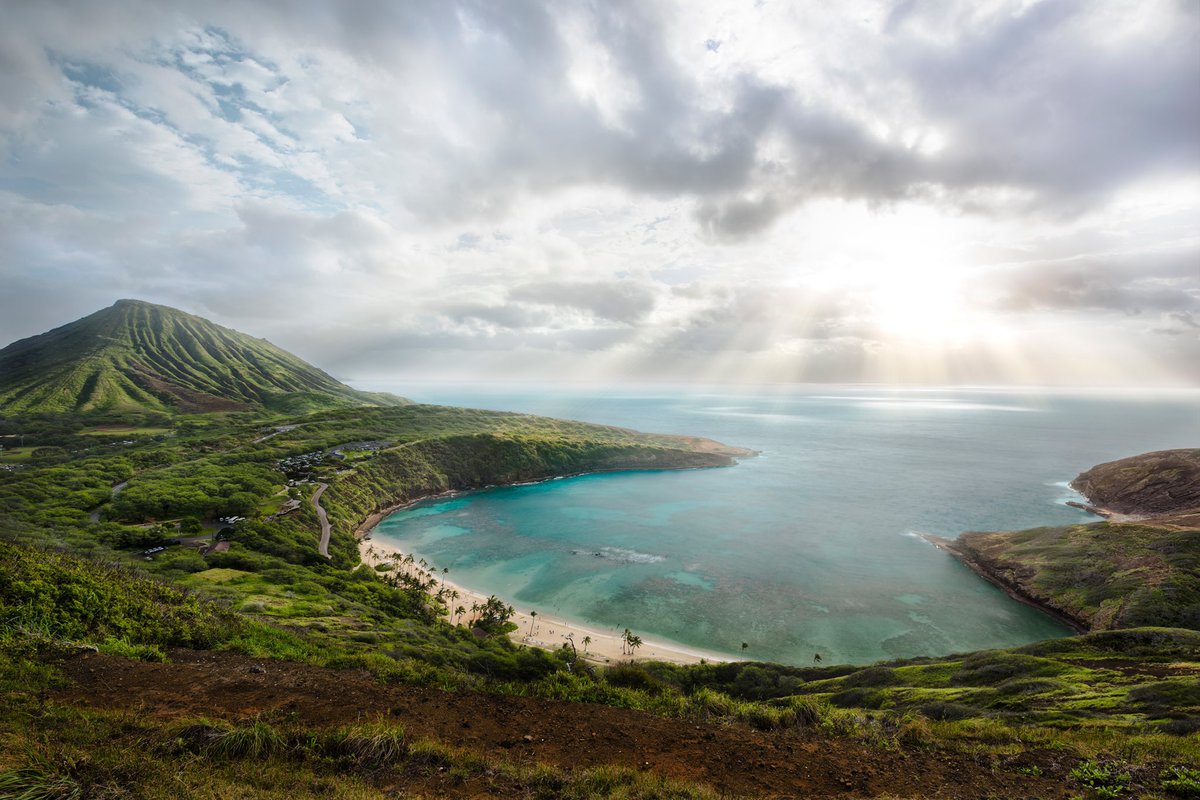 RichardRhee's tweet photo. @Lightroom Raw vs Edit https://t.co/MgcMqAUvl5