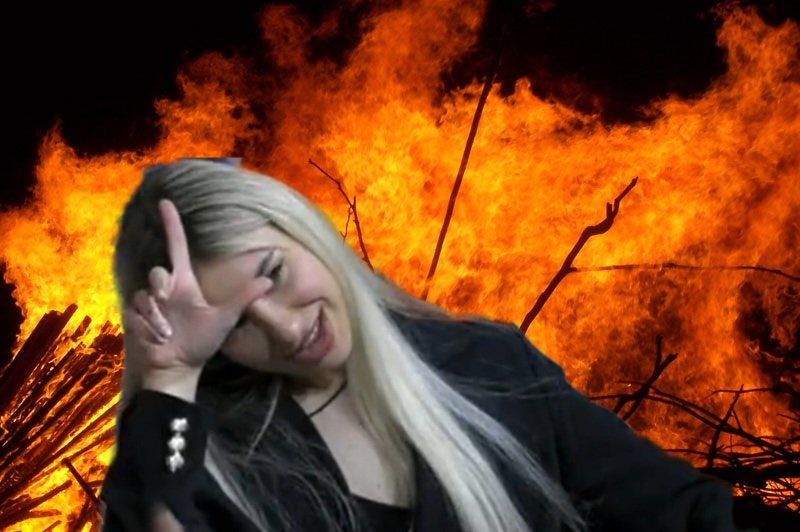 cherishx0's tweet photo. "Oriana non è soltanto falsa ma è pure una brutta persona"
MICOL PARLANDO LA LINGUA DELLA VERITÀ
#incorvassi #Gfvip https://t.co/CX8caB3NNW