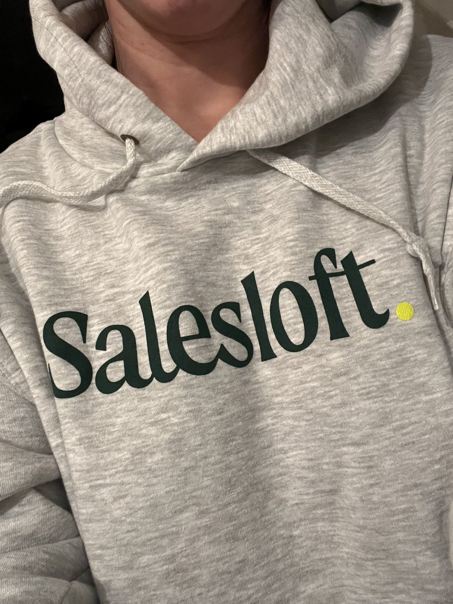 Thank you <a href="/SalesLoft/">Salesloft</a> for sending me this to keep me warm in this sudden change of season 🥶 
We 💚 Swag 

#salesloft #salesenablement #swag #Sales #prospector #salestools #britishweather #FIFAWorldCup #salestech #technology