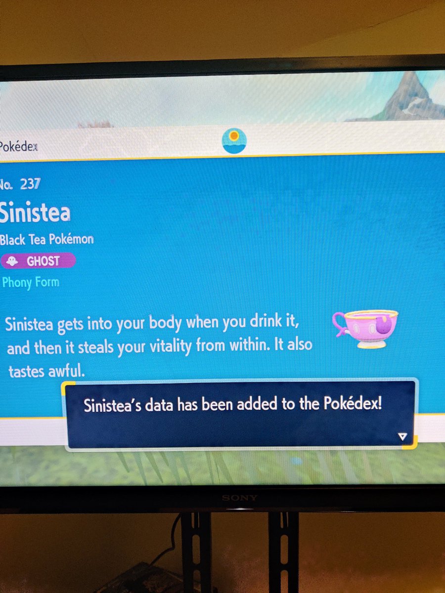 076Jake's tweet image. 21 hours in and found my first shiny in Violet ❤️