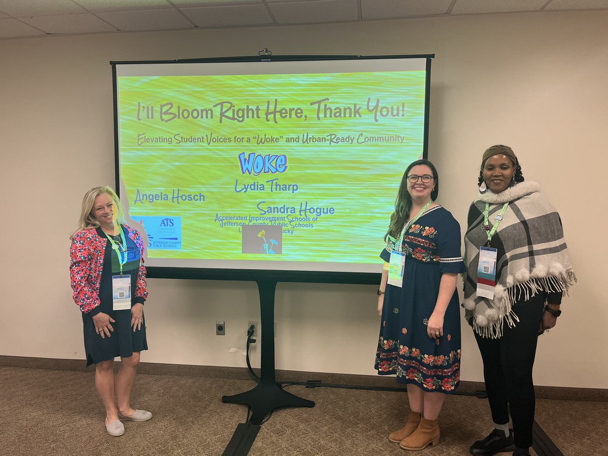 Literacy in KY well-represented at the Conference on English Leadership 2022 in Anaheim, CA! I loved learning from @4thgradelyd, @sandralhogue, and @AHoschJCPS about student-led, diverse classroom libraries 📚♥️