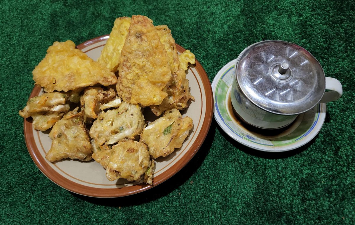 Musim tanam telah tiba, 
menanam padi adalah menanam harapan
#NgawiTaniMandiri 
TPPJatim
#TPPBojonegoro 

<a href="/jokowi/">Joko Widodo</a> <a href="/halimiskandarnu/">ABDUL HALIM ISKANDAR</a> <a href="/ansorbojonegoro/">Ansor Bojonegoro</a>