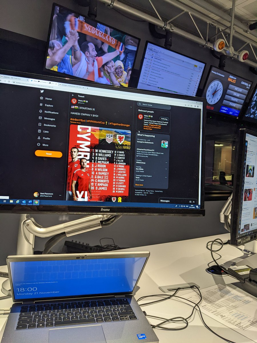 MrPassmore's tweet image. Radio has always been a love of mine. To help with tonight's #CallRob was such an amazing experience. 
Speaking to so many passionate Wales fans who wanted to get their views heard was a lovely experience. Looking forward to doing it all again on Friday 😊🏴󠁧󠁢󠁷󠁬󠁳󠁿