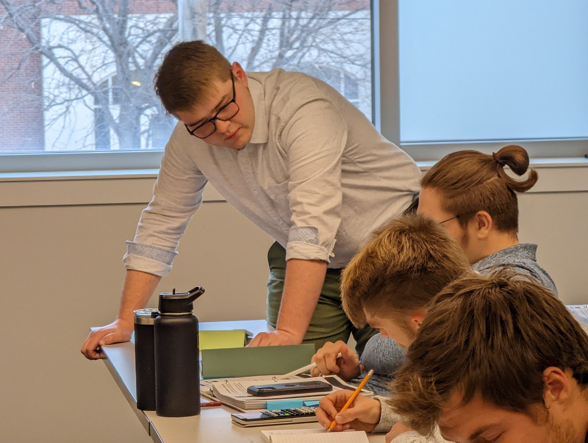 DrMalesMathEd's tweet photo. Mr Brabec supports the class in working w/ exponential situations &amp; considering whether an exponetial function is a good model for population growth during the week when the population exceeded 8 billion! @unltlte @UNL_CEHS #functions #modeling #population #growth #mathedswag https://t.co/IiENRufasK