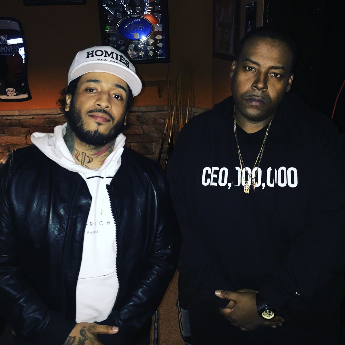 REALDJPHAZE's tweet image. me and #peedicrack