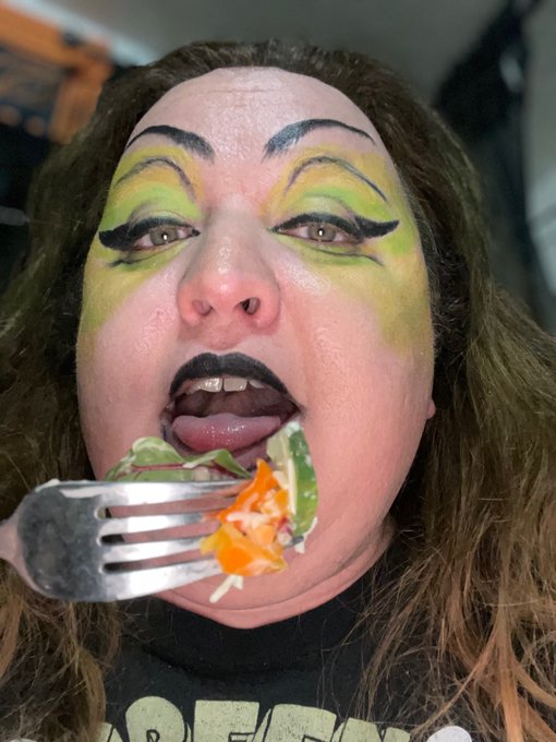 Loading up on potassium so I can hang with @Crooked__Willow on @ManyVids  live tonight.  #periodicParalysis<a class="tags" target="_blank" title="On Twitter" href="/?out=eyJ0eXAiOiJKV1QiLCJhbGciOiJIUzUxMiJ9.eyJpYXQiOjE3MjYxNTYxODgsImlzcyI6InR3cG9ybnN0YXJzLmNvbSIsIm5iZiI6MTcyNjE1NjE4OCwiZXhwIjoxNzU3NjkyMTg4LCJyZWRpcmVjdF91cmwiOiJodHRwczovL3R3aXR0ZXIuY29tL0Nyb29rZWRfX1dpbGxvdyJ9.pommxnOmQRdmZ-teBoHRer5taHYusEgo1dRtjwlbTGG6KIH39pmogrTHTe9mku_E0gyl6ACs9PbzfhloH1ssMw">@Crooked__Willow</a><a href="/tag/disabledpeoplearehot"class="tags"><span>#disabledpeoplearehot</span></a><a href="/tag/periodicparalysis"class="tags"><span>#periodicparalysis</span></a>