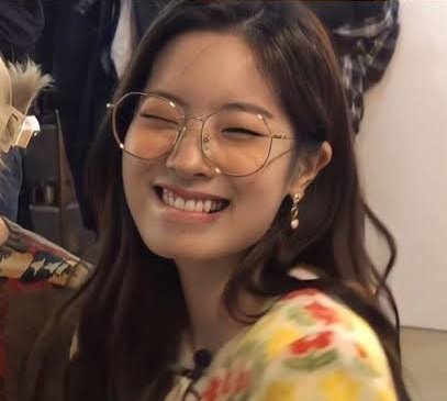 kiminatozakii's tweet photo. the iconic lip bite of kim dahyun 😵‍💫 https://t.co/Ci9seAY4O3