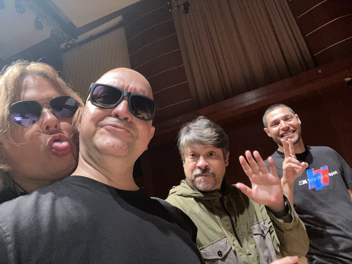 nuevaveneciainc's tweet photo. Hoy nos divertimos haciendo el video de #NeverTooBusy. #APE @radioig @Rubbenblues @rpirata1. https://t.co/rZ0UvoOD8T