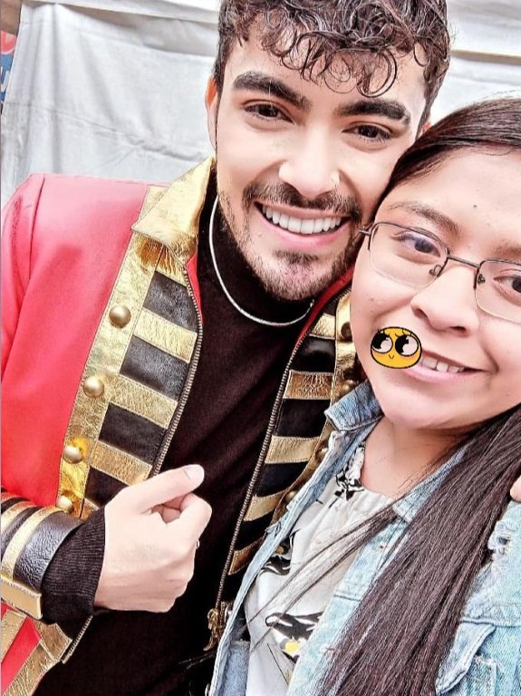 Que bonito fue conocerte 🥺💚
<a href="/_DennisArana/">Dennis Arana</a>  te amo mucho ♥️