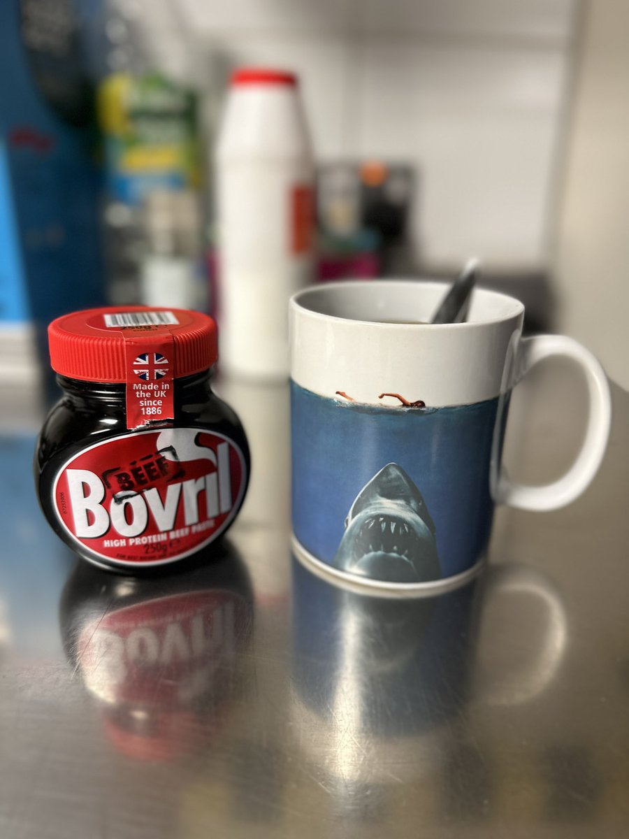 ‘Tis the season to be happy and joyous!
<a href="/bovril_official/">Bovril</a> season that is 🥶
