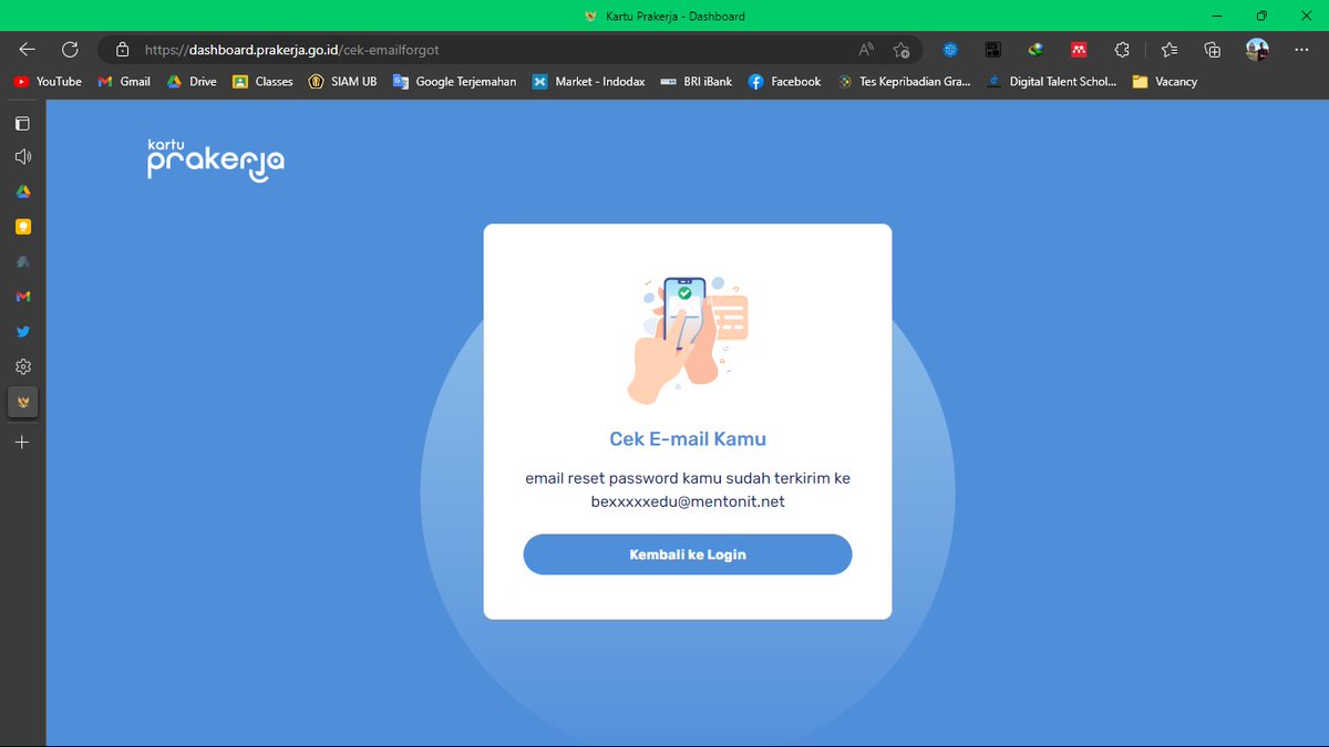 anas_jamilun's tweet photo. -belum melakukan pendaftaran dengan nomor NIK saya sendiri. Coba menggunakan fitur lupa password dan taraaa mak jreng. Saya sama sekali tidak mengenali email tersebut. Bukankah setiap mendaftar membutuhkan verifikasi? Oh positif thinking saja, mungkin memang masih kurang keamanan https://t.co/AiVaEkKLWK
