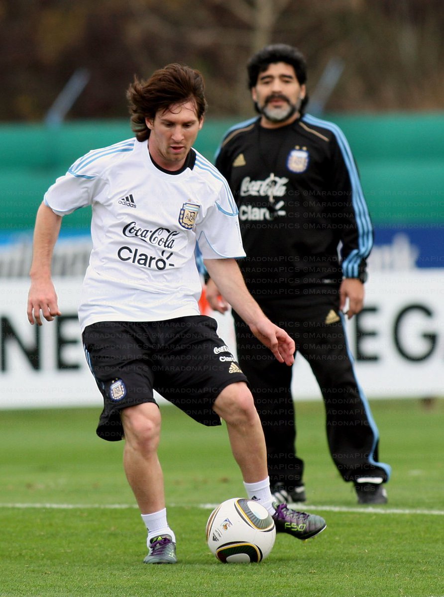 rodrigoarin's tweet photo. Mañana arranca el mundial para Nosotros....me asumo politeísta y punto....Vamos Argentina!! https://t.co/nxklooxj8h