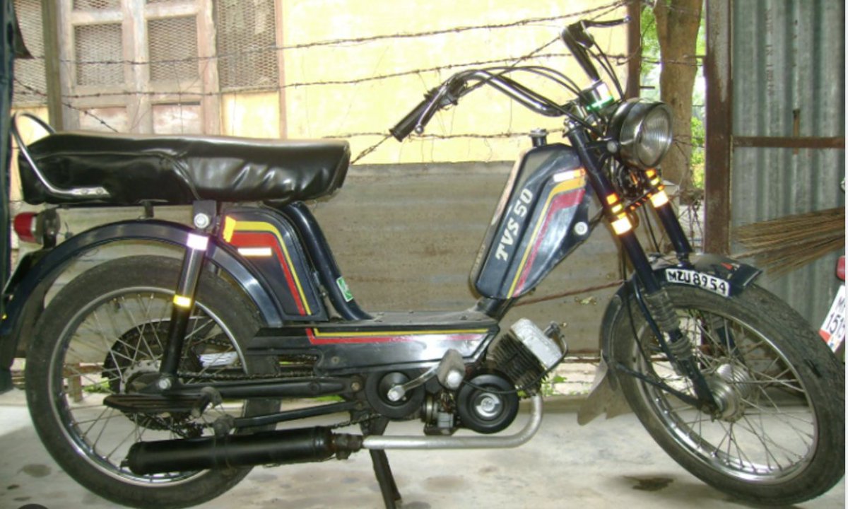 Today, we take a w̶a̶l̶k̶ ride down memory lane. In this thread (🧵) we