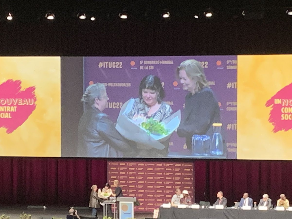 TGLxer's tweet photo. Michele O’Neil and Karen Batt thanking Sharan Burrow for her fantastic contribution to workers around the world. #ITUC22 https://t.co/FhBTPYh1Xa