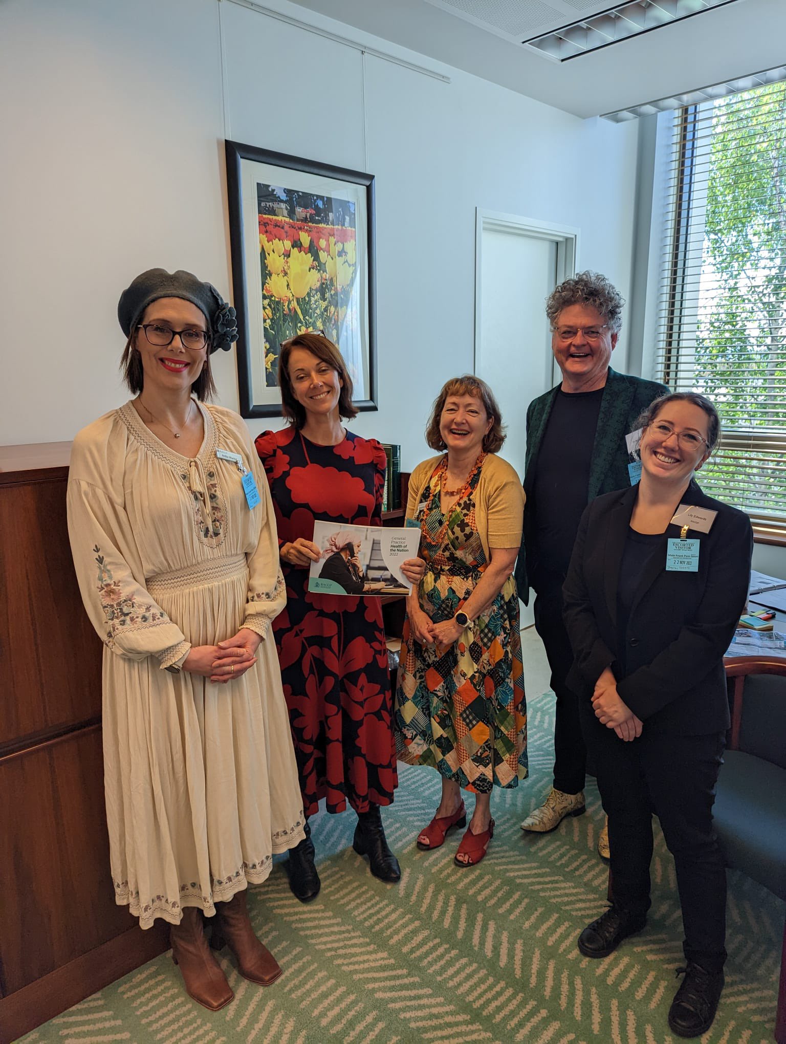 Joan Kent (Joan_of_Kent) / Twitter