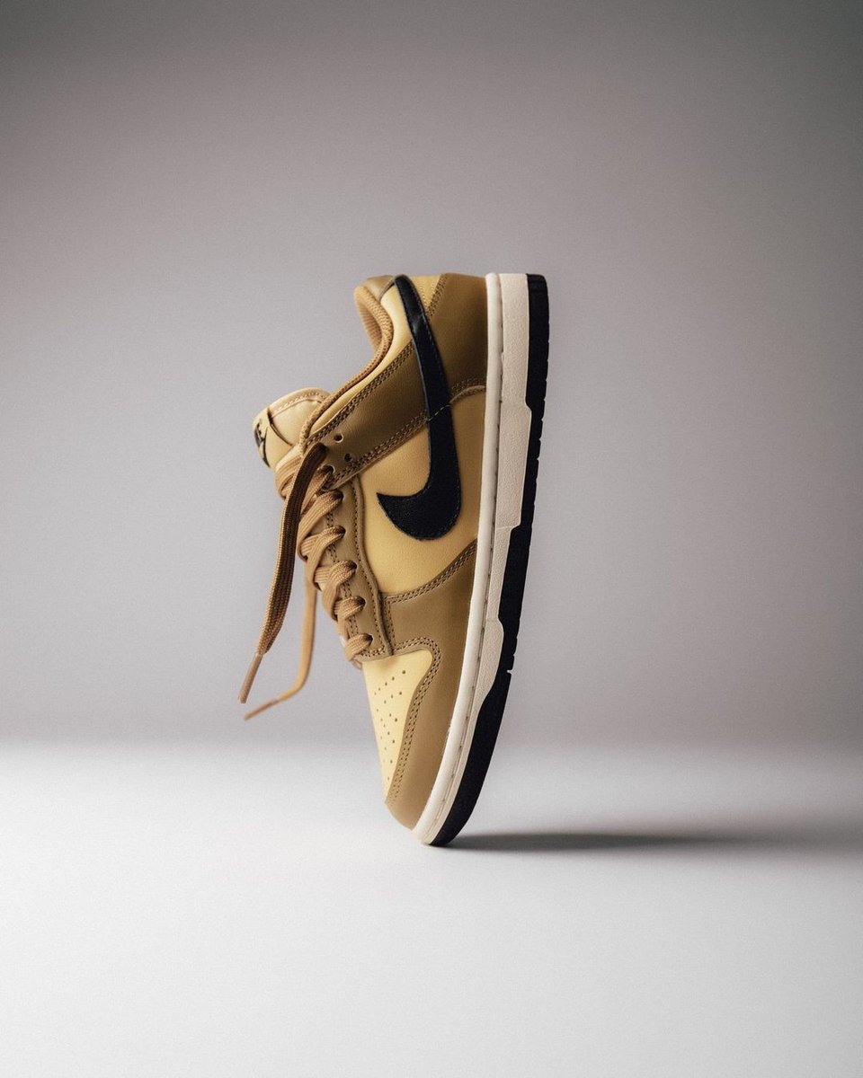 JustFreshKicks's tweet photo. Releasing at 10AM EST 🪵 
Nike Dunk Low ‘Dark Driftwood'
=> https://t.co/wFlILCuTR4 https://t.co/3L6TXsq3me