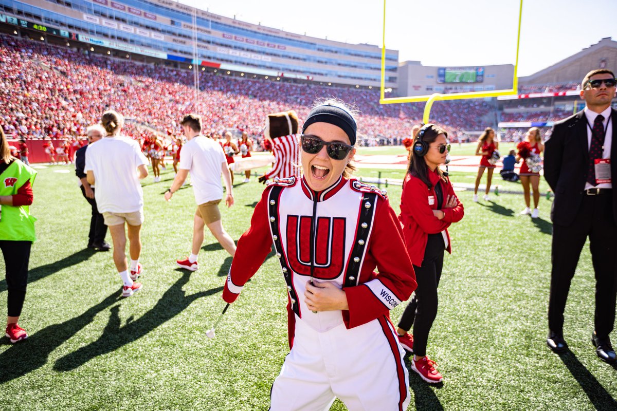 badgerband's tweet photo. How we feel about the fact that the Badgers are bowl bound!
#OnWisconsin
📸: @pxphotography https://t.co/eKFpQxehpV