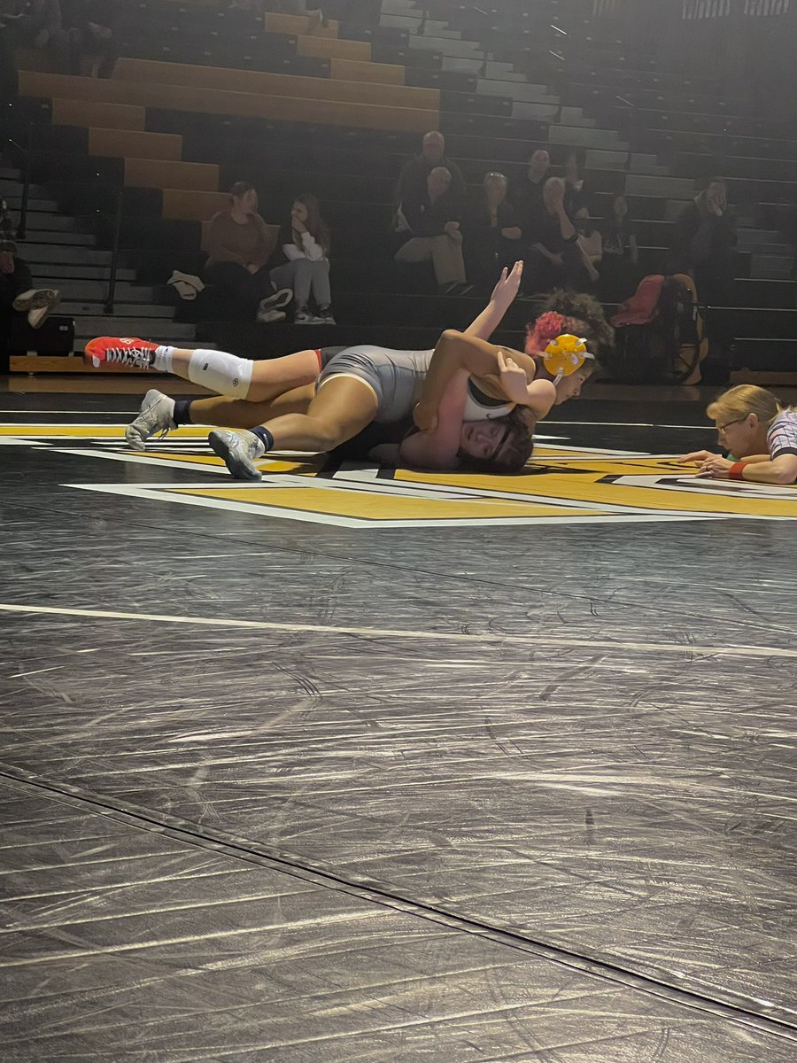 SEPgirlswrestle's tweet photo. Varsity got it done. Final Score 57-15. 💪🏽🐏👀 https://t.co/iCHnRZ4jwi