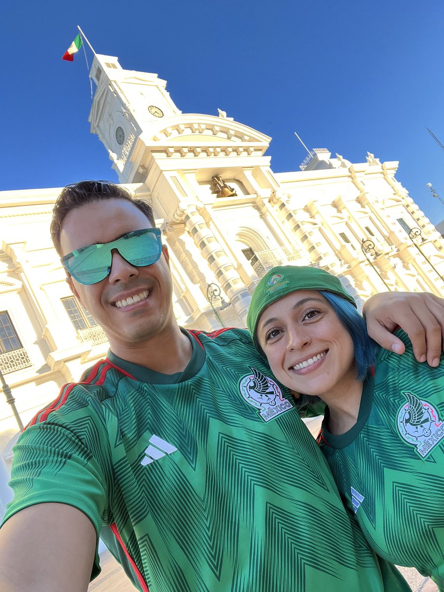 PabloFut's tweet photo. Como la de muchos de nosotros, @miseleccionmx ha sido siempre mi más grande pasión. Deseo con todo mi ♥️ que la rompan, que demuestren, que demos ese paso, que tengamos éxito. #VamosMéxico #mexicodemivida #FIFAWorldCup2022 https://t.co/rvR0CyJLhs