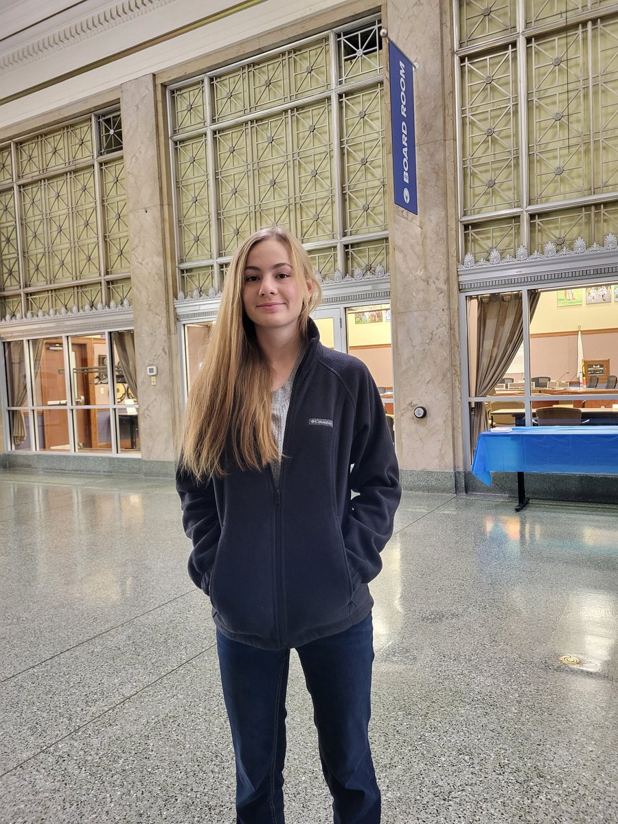 KaraStone40's tweet photo. Special night for our dtr Jade - she is one of a few players to receive the 1st ever All Conf Award on Off for the N IL Girls Flag Fball League! TY @BearsOutreach, Lamont Jones & the staff at Rockford Park Dist Youth Sports for making this possible!
#stone7 #Grrridirongirls https://t.co/2WjJ8AOw8s