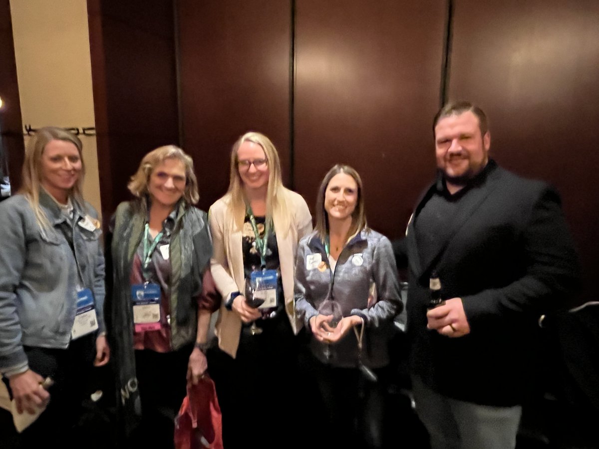 Tweet by UMN College Vet Med