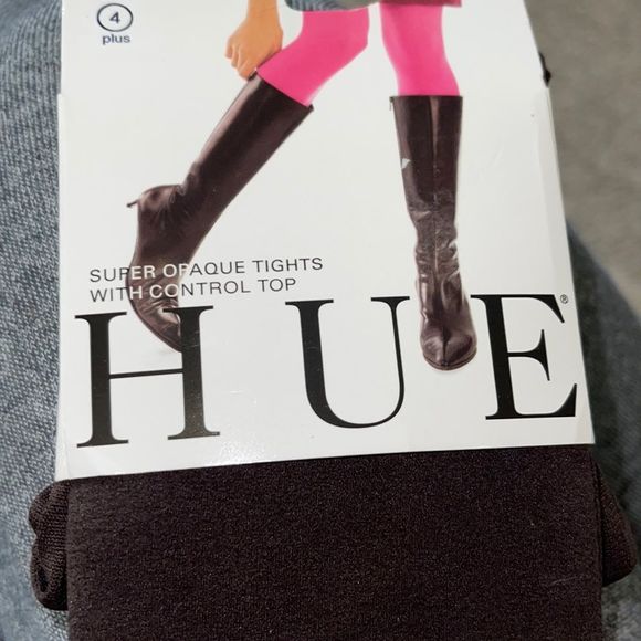 Apostlekimberle's tweet photo. So good I had to share! Check out all the items I'm loving on @Poshmarkapp #poshmark #fashion #style #shopmycloset #jessicasimpson #hue #spanx: https://t.co/ohcxNoafCg https://t.co/Zn1fIz4OdQ