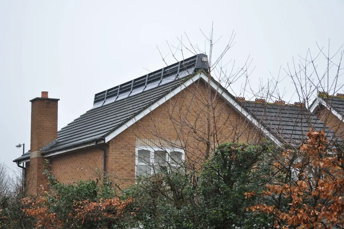 RidgeBlade, las turbinas eólicas que quieren quieren conquistar los tejados.

ecoinventos.com/ridgeblade/