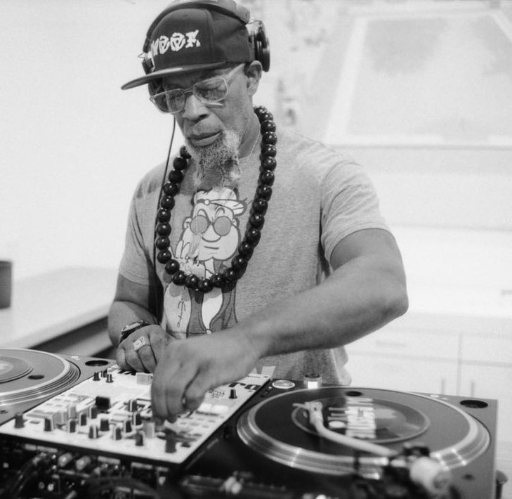 Rockin the 400 Houston St Gallery and Studio.