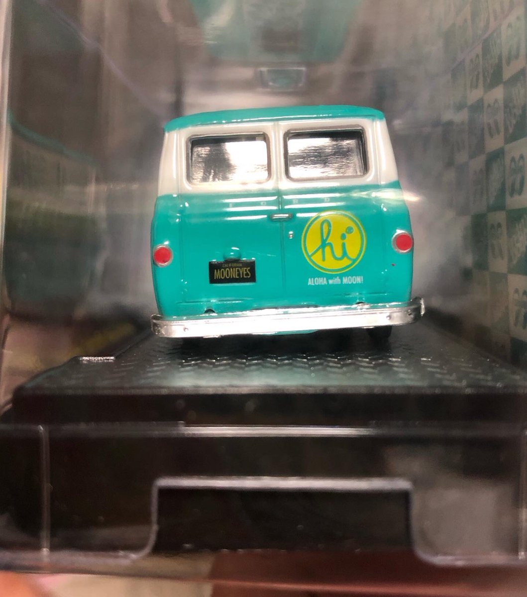 chavdai_works's tweet photo. Econoline 
あれ？車高おかしくない？ 
M2品質😮‍💨

#in4mation 
#mooneyes
#m2machines https://t.co/PY7d3qWCds