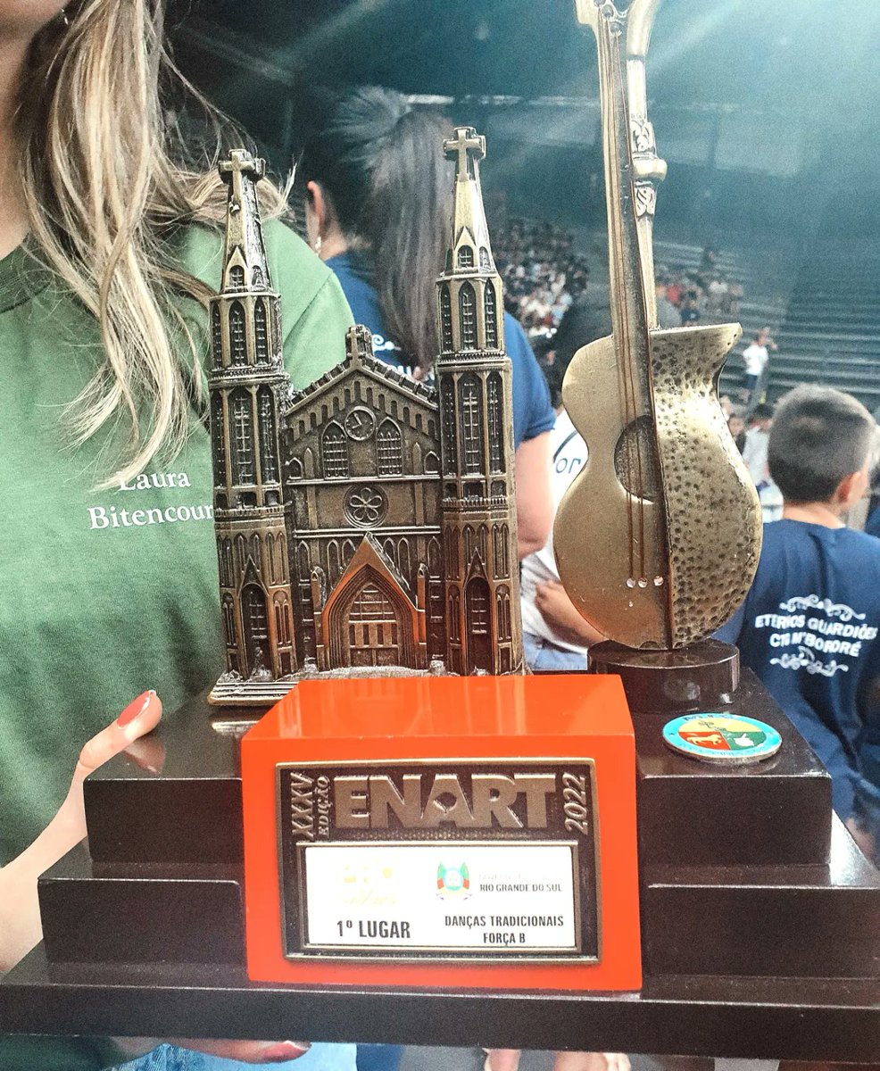 laauragmz's tweet photo. É CAMPEÃOOOOOO https://t.co/CTxx4nchGJ