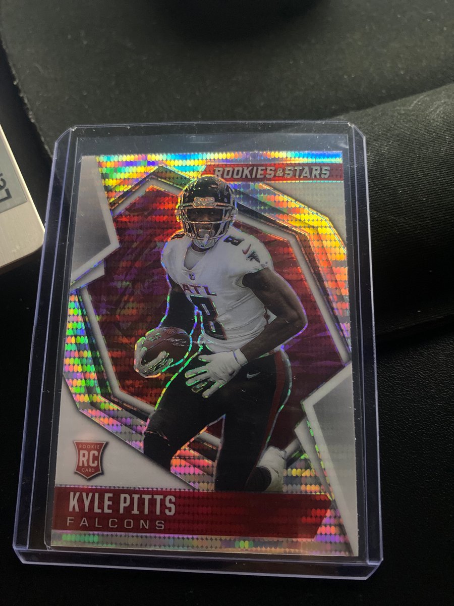 BellsproutDooj's tweet photo. All must go! 

PWE $1.25
BMWT $4.25
“Claim” underneath post to claim

Sale ends 11/25
Venmo &amp; PayPal

Kyle Pitts R&amp;S Pulsar Prizm RC 

$1.50 https://t.co/OrMFf2DHt3