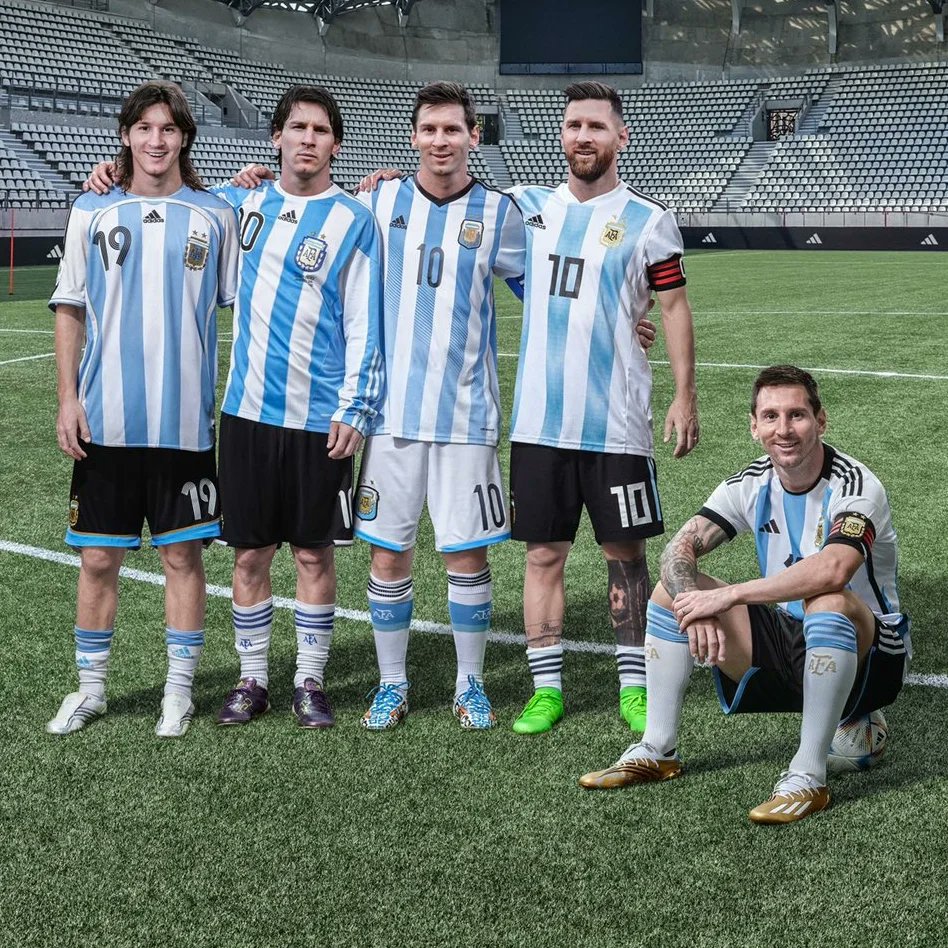 El quinto Mundial de #Messi. De aquel debut juvenil en la cancha de Argentinos Juniors a este “último” mundial en #Qatar2022 leofutbol.com.ar/el-emotivo-cam…
