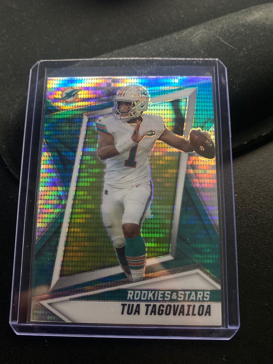 BellsproutDooj's tweet photo. All must go! 

PWE $1.25
BMWT $4.25
“Claim” underneath post to claim

Sale ends 11/25
Venmo &amp; PayPal

Tua Tagovailoa R&amp;S Pulsar 
$1.50 https://t.co/6RjCkRV2LZ