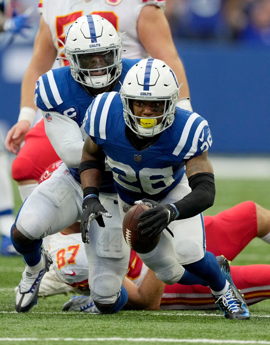 Highest graded Colts in Week 11 vs Eagles:

🥇 Rodney McLeod - 78.4
🥈 Matt Ryan - 77.7
🥉 Julian Blackmon - 76.8
4️⃣ Zaire Franklin - 73.8
5️⃣ Michael Pittman Jr. - 71.3