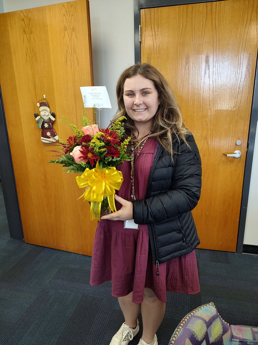 UnionESNC's tweet photo. Congratulations to Ms. VanNote, a kindergarten teacher! She was selected as our Beginning Teacher of the Year. @AGHoulihan @Renee_McKinnon1 https://t.co/STtUUpwhCV