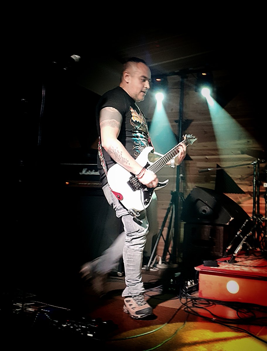 STOMP ROLLER tweet media