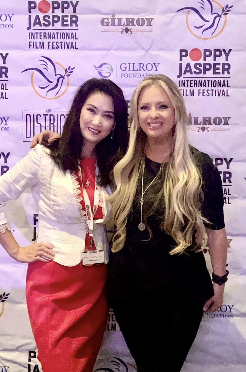 MattieScariot's tweet photo. My dear friend @dianatv who I was able to honor at the @talgiving event. The one that has made a huge impact on Silicon Valley and the Asian community with @dingdingtv!
#pjiff #dingdingtv #dianading #丁丁电视 https://t.co/C2AIR5GH6G
