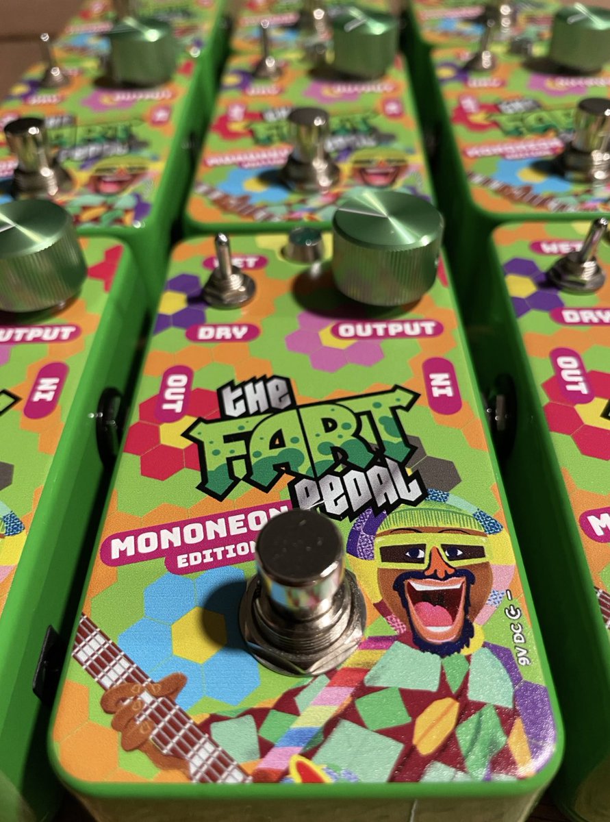 The eagle has landed. 🎸🎛️💨🤢
<a href="/TheFartPedal/">TheFartPedal</a> <a href="/MonoNeon/">MonoNeon</a>