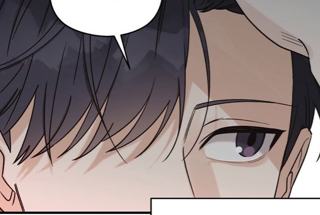 เมื่อสูบไปได้พักหนึ่งก็ ขยี้ไฟบุหรี่จนดับ พร้อมกับถอดหมวดที่ตนสวมออกมา รับลมอากาศ 

“ใช่ - ฉันถูกเกณฑ์ไปเข้ากรมตอนปีสาม แต่ก็ถูกปลดเมื่อไม่กี่เดือนก่อน เพราะฉันป่วยน่ะ..” 

( จะพูดยังไงดีนะ.. ไม่รู้สิ ไม่ว่าจะคิดอะไร ก็คิดไม่ออกเลย )

อืม ..