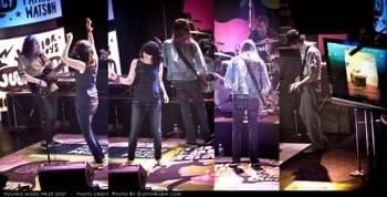 0sttttt's tweet photo. Will @Much ever re-air the 2007 @PolarisPrize Special on TV? It would be cool to see @juliedoiron ‘s performance w/ #EricsTrip , which they performed “I Woke Myself Up” on the show. It aired once, on 01/25/08 at 12am ET; & once on #MuchLOUD on 01/27/08 at 7pm ET; 📸: @dustinrabin https://t.co/LgPWMMbowP