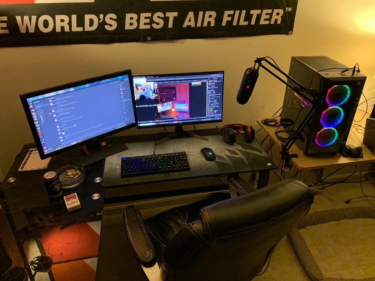 EvanIsfaded's tweet photo. #pcxqc @xQc https://t.co/T4UjQDHktE
