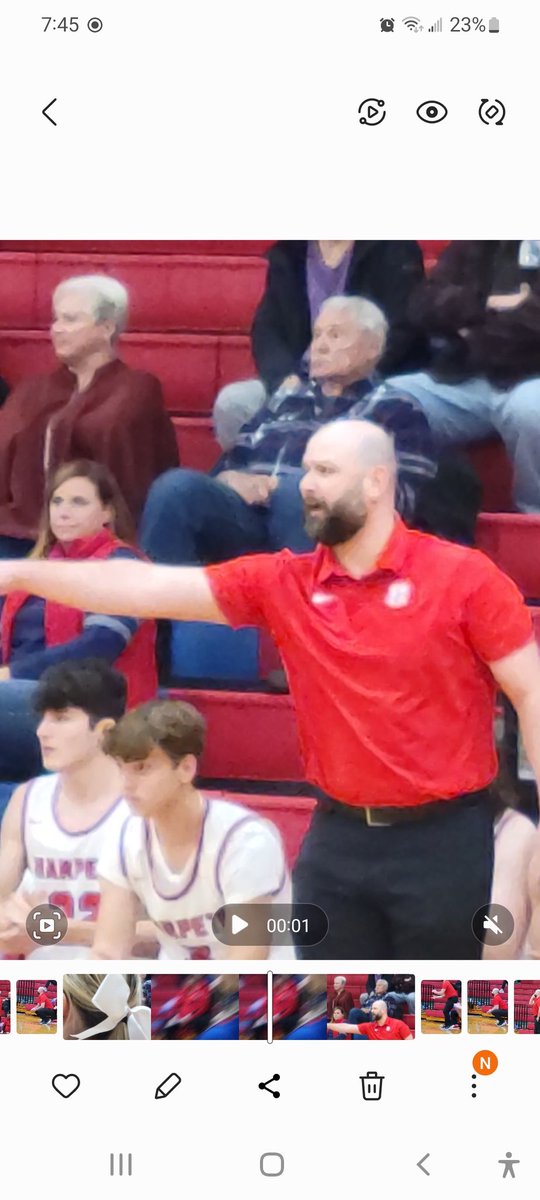 HarpethHighTN's tweet photo. @coachmoman & @HarpethBB playin' hard tonight @HarpethHighTN vs. CPA. #JMStrong #MakeWay #ccsdtn @DocRec13 @CCBOE https://t.co/dnAnS97eUH