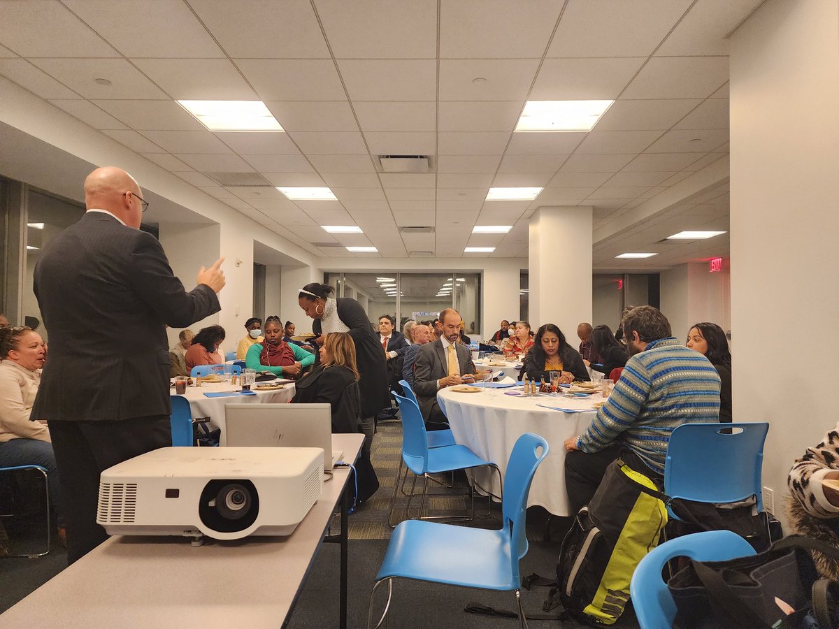 ForOurBabies76's tweet photo. The best thing about tonight was being in community with all my parent leaders whom I love and fight beside every day! ❤️ ✊🏾💯 #parentunity https://t.co/d2U7dYDRbs